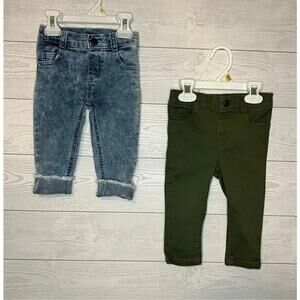 Garanimals gender neutral toddler jeans Size 18 months